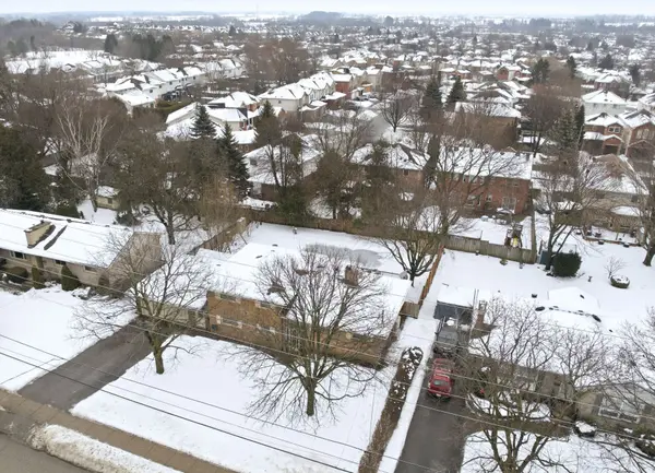 159 Liberty ST N, Clarington, ON L1C 2M2