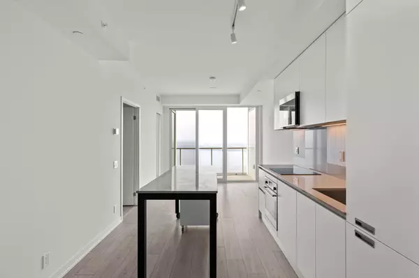 Barrie, ON L4N 1S9,39 MARY ST #2908