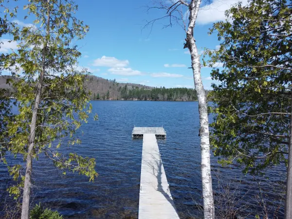 237 Grunwald RD, Madawaska Valley, ON K0J 1B0