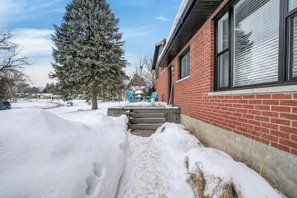 264 Chittick CRES, Thames Centre, ON N0L 1G3