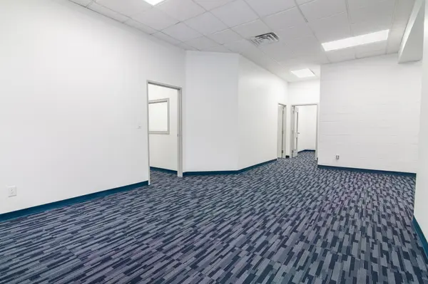 Elmvale Acres And Area, ON K1B 4T7,2710 Lancaster RD #119