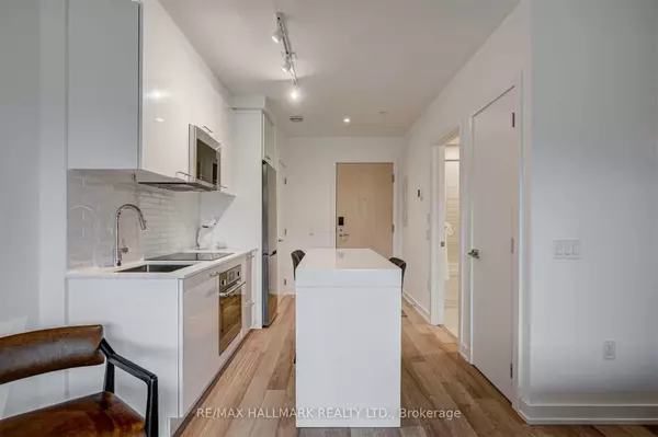 Gravenhurst, ON P1P 1T9,120 Carrick TRL #207