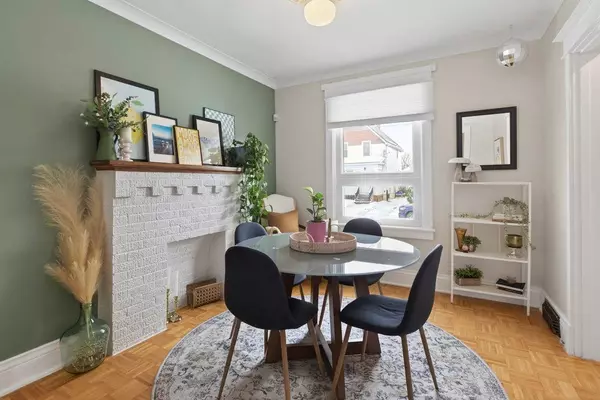 Hamilton, ON L8H 4P1,19 Huxley AVE N