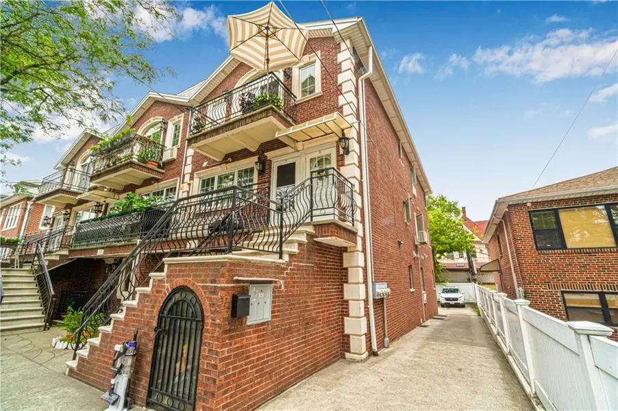 57 Bay 31st ST #3A, Brooklyn, NY 11214