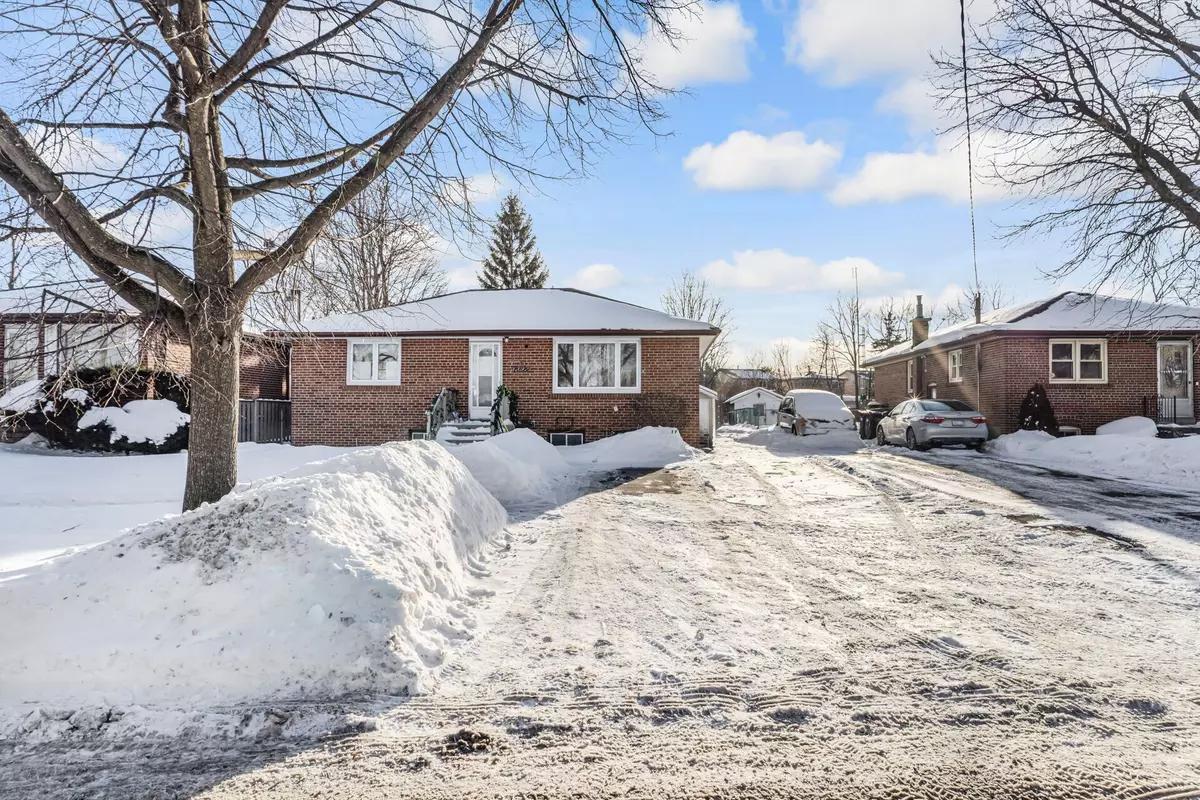 Brampton, ON L6X 1V2,67 Moore ST