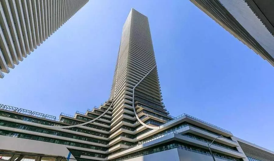 Toronto, ON M8V 0J1,30 Shore Breeze DR #3713