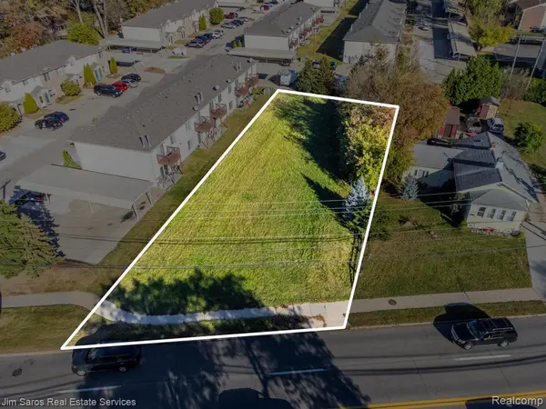 0 Utica, Roseville, MI 48066