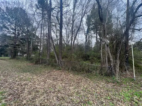 2301 McCutchen Avenue, Shreveport, LA 71108