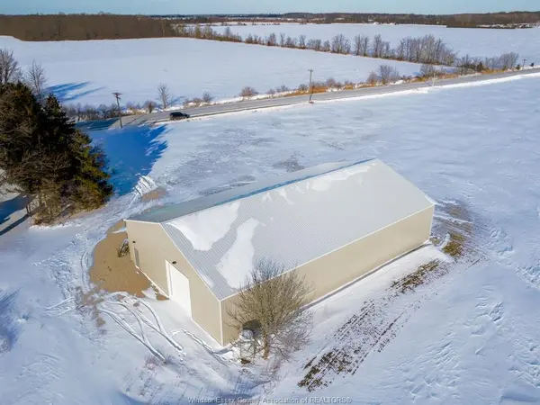 15487 COUNTY RD 8, Essex, ON N8M 2X6