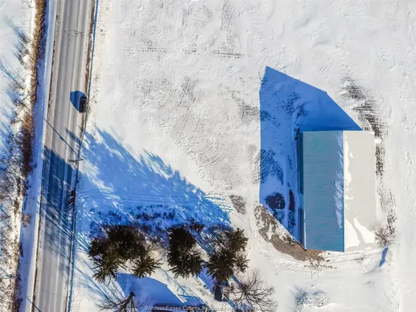 15487 COUNTY RD 8, Essex, ON N8M 2X6