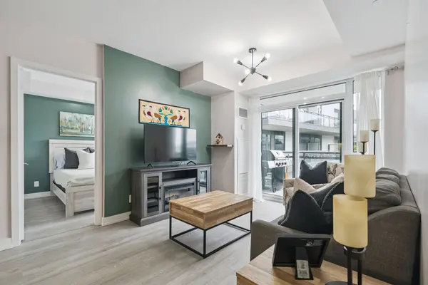 301 Sea Ray AVE #C305, Innisfil, ON L9S 0L8