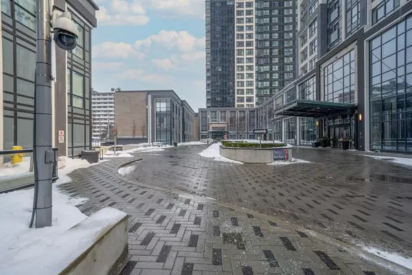 Toronto, ON M9A 0C8,5 Mabelle AVE #4236