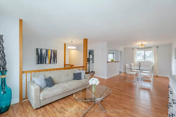 Caledon, ON L7E 3X6,75 Wright CRES #Upper