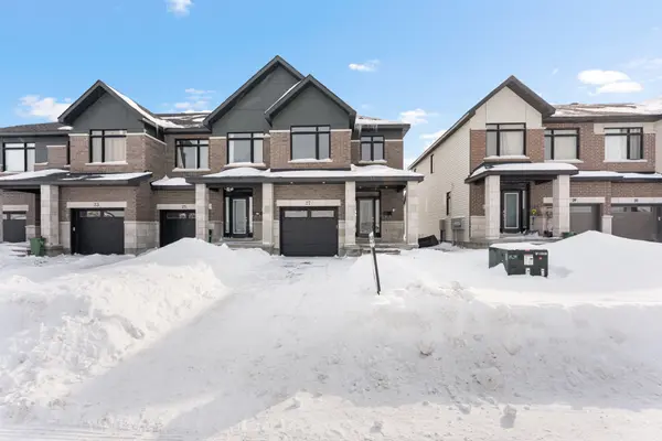 27 Moosonee CRES, Blossom Park - Airport And Area, ON K4M 0L9