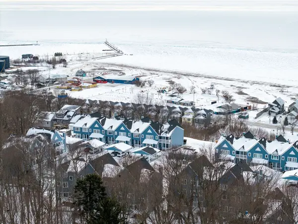 374 FRONT ST #20, Central Elgin, ON N5L 1E9