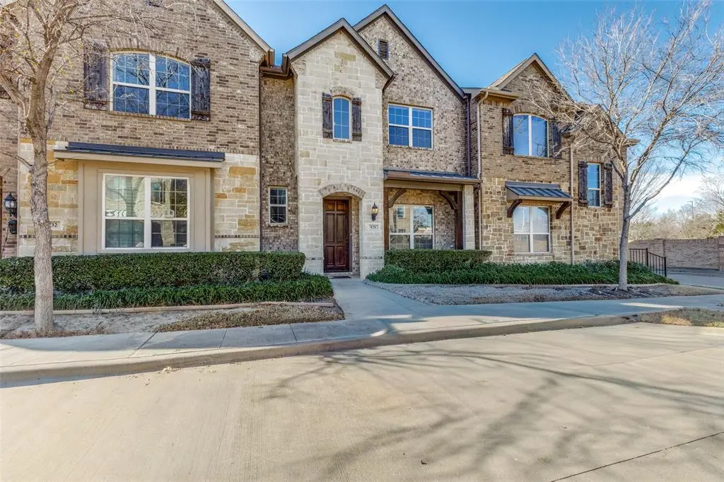 828 Rohan Drive, Richardson, TX 75081
