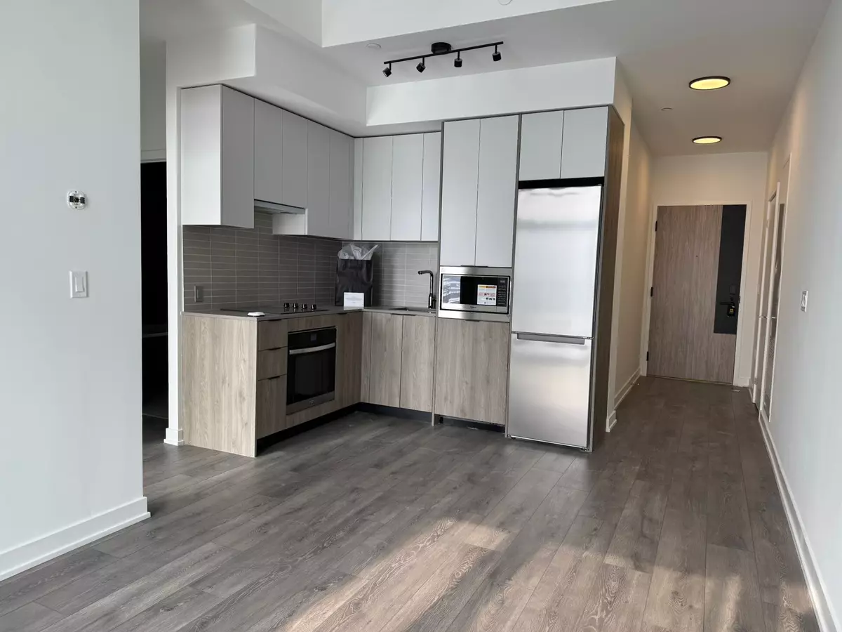 Toronto W08, ON M8Z 0H4,1007 The Queensway N/A #1014