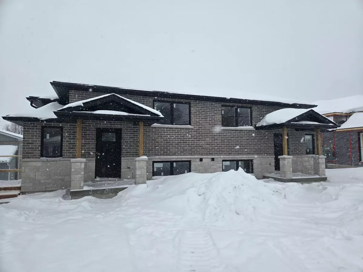 Belleville, ON K0K 1K0,92 Lywood ST #2