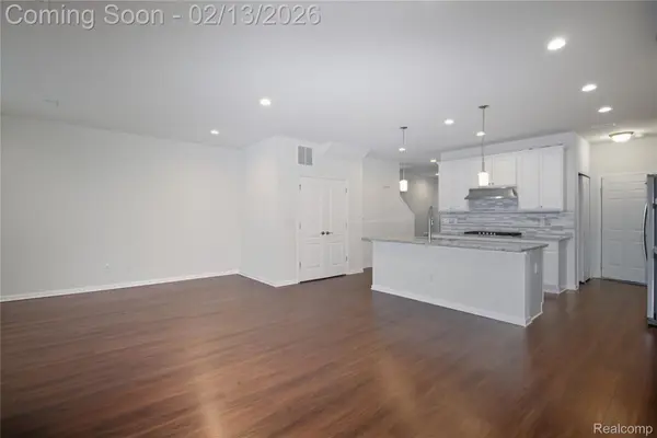 43629 Prospect #102, Novi, MI 48375