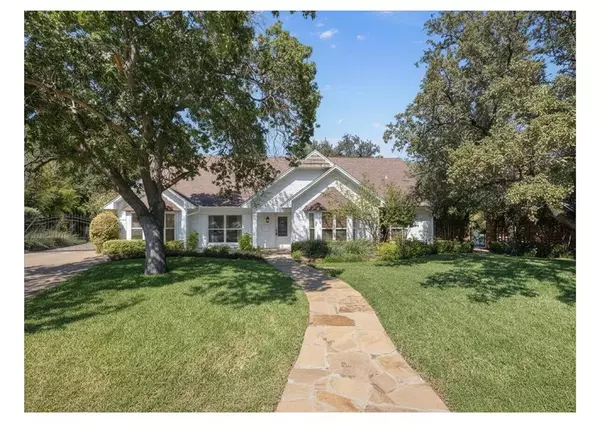 Fort Worth, TX 76109,4400 Summercrest Court