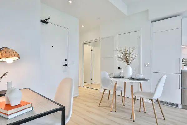 319 Jarvis ST #1005, Toronto C08, ON M5B 0C8