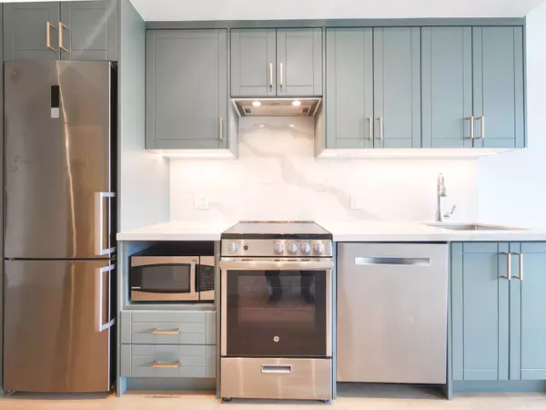 Toronto, ON M5B 0C3,251 Jarvis ST #2209