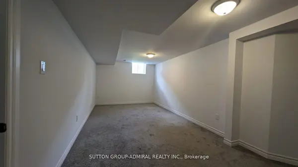 113 Hurst DR, Barrie, ON L4N 8K9