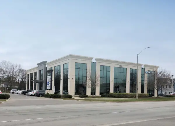 1300 Cornwall RD #Suite 203/204, Oakville, ON L6J 7W5