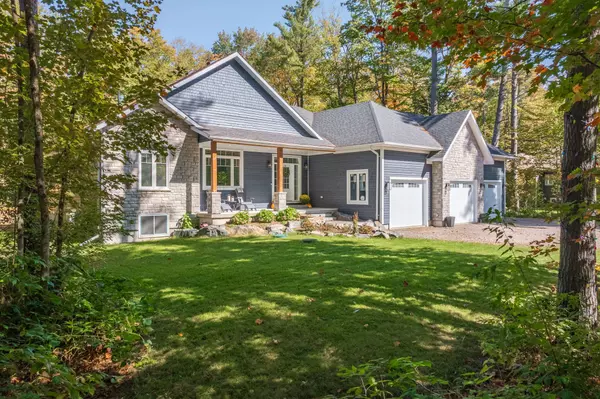 Gravenhurst, ON P0E 1G0,1034 Xavier ST