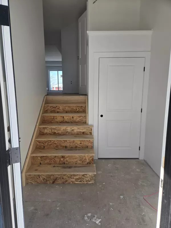 Belleville, ON K0K 1K0,92 Lywood ST #2