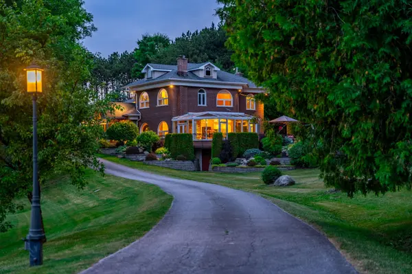 994030 Mono-Adjala Townline, Mono, ON L9W 6H8