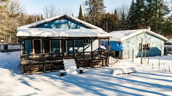 Huntsville, ON P1H 2J4,24-30 Robert RD W