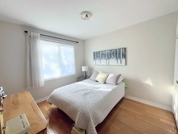 86 Quail Valley CRES, Markham, ON L3T 4R1