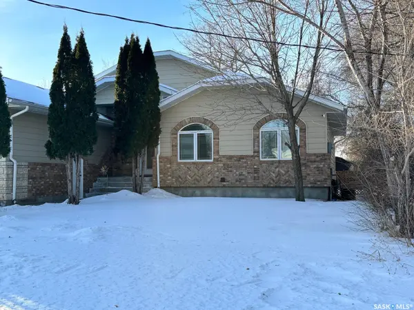 833 Peters AVENUE, Oxbow, SK S0C 2B0
