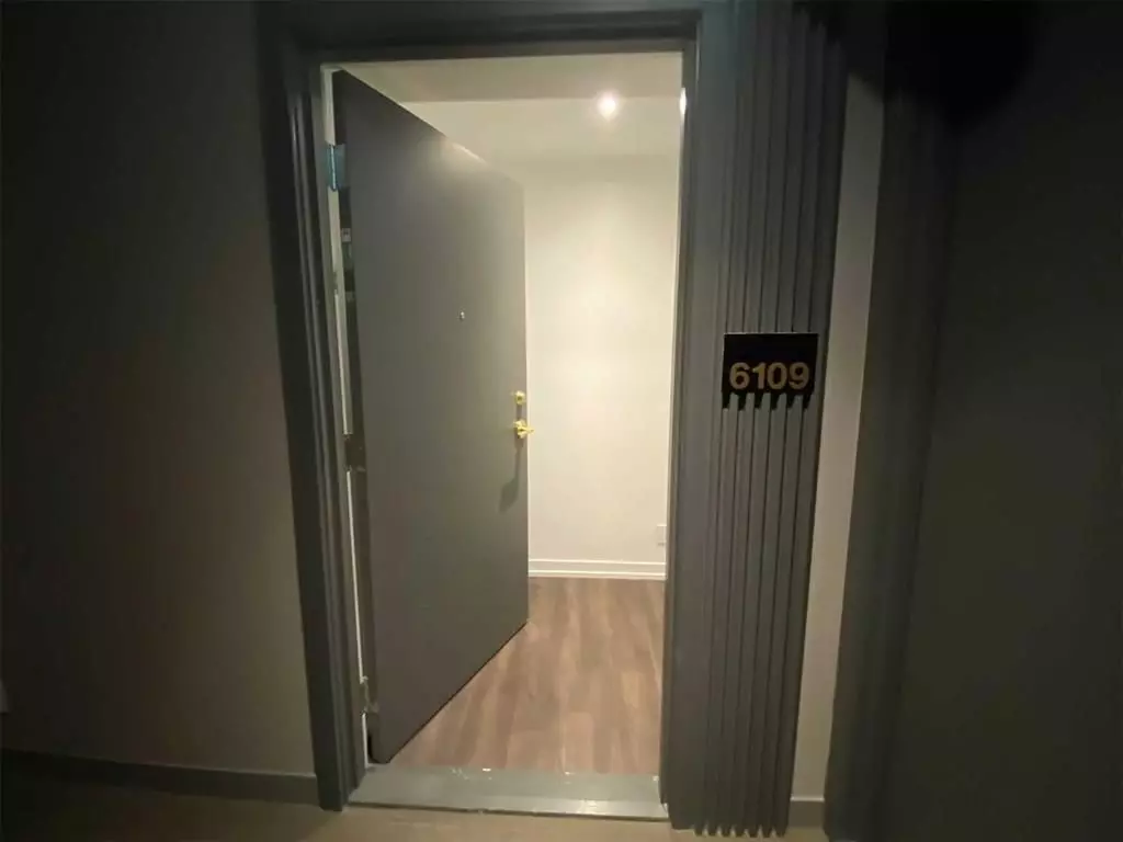 Vaughan, ON L4K 0J7,950 Portage Pkwy #6109