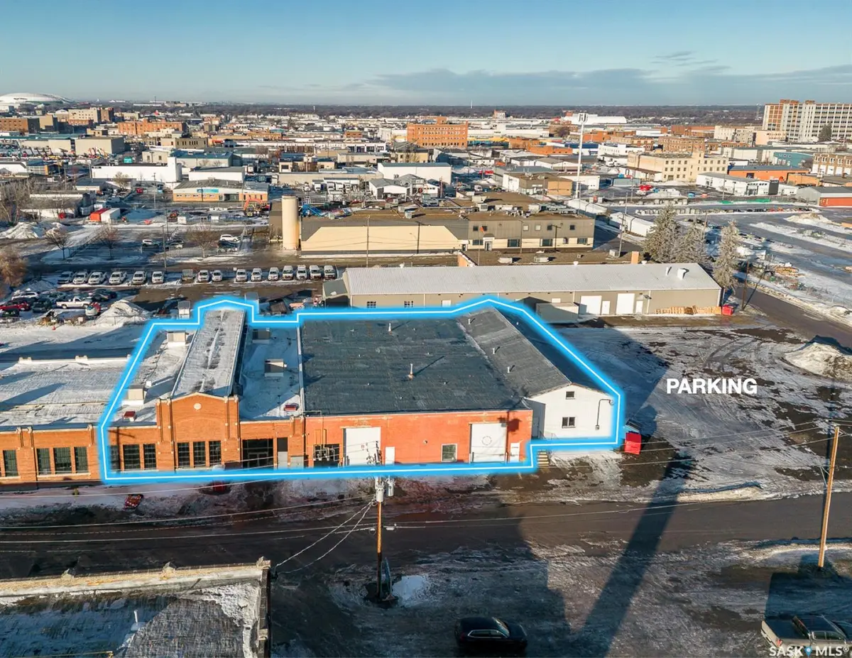 1300 8TH AVENUE, Regina, SK S4R 1E2