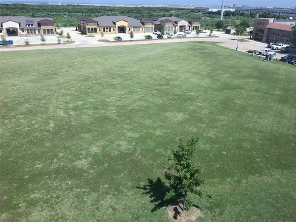 Grapevine, TX 76051,1028 Texan Trail