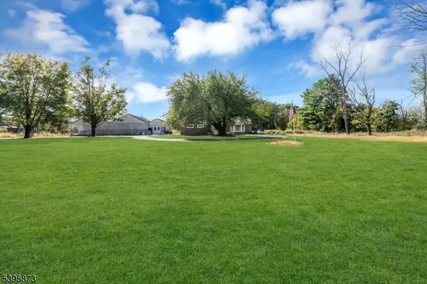 70 Mackenzie Rd, Lebanon Twp., NJ 08827