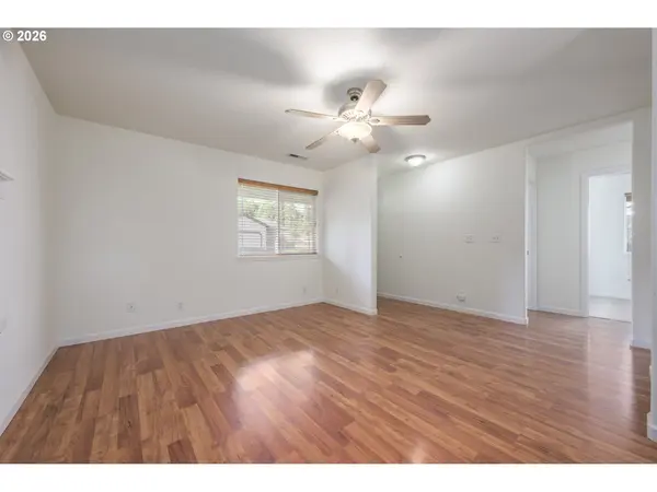 87953 SHERWOOD ST, Veneta, OR 97487