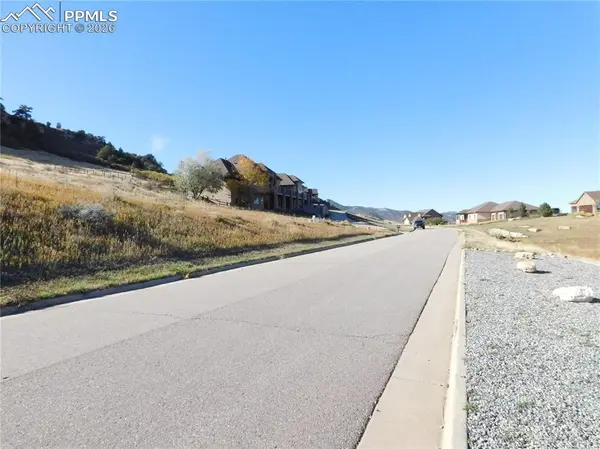 5498 Country Club DR, Larkspur, CO 80118