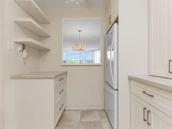 121 Ling RD #413, Toronto E10, ON M1E 4Y2