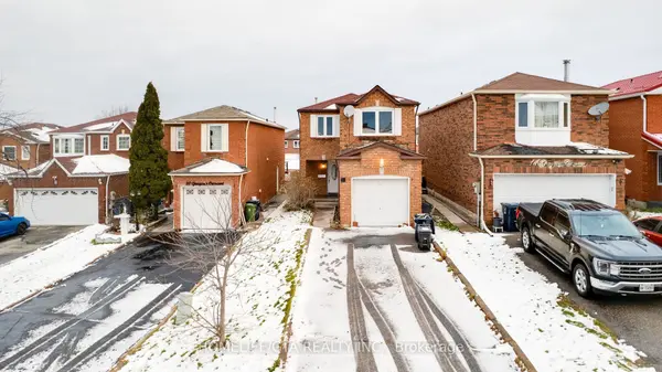 12 Grayson CRES, Toronto E11, ON M1B 5B4
