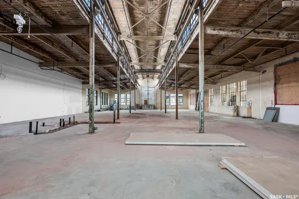 1300 8TH AVENUE, Regina, SK S4R 1E2