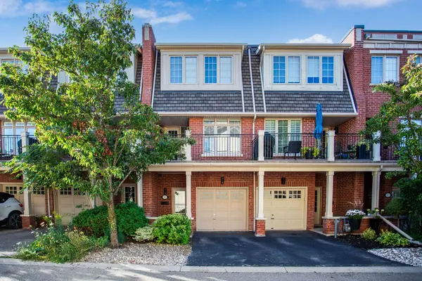 90 LAKESHORE RD W, Oakville, ON L6K 1E1