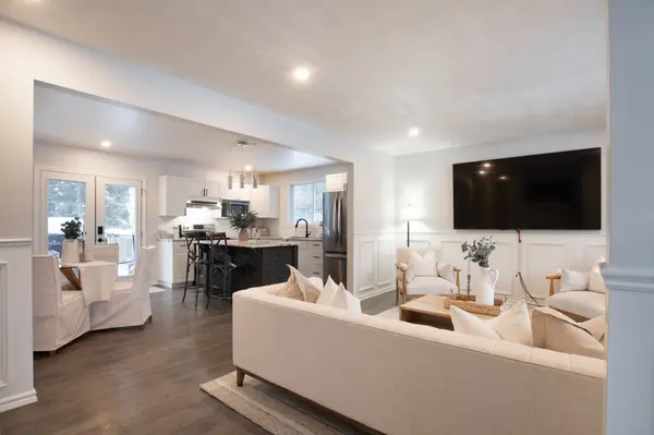 Huntsville, ON P1H 1M6,17 Gullins RD