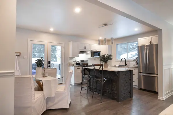 Huntsville, ON P1H 1M6,17 Gullins RD