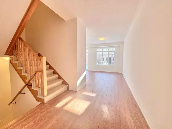 Hamilton, ON L0R 1W0,474 Provident Wy WAY #24