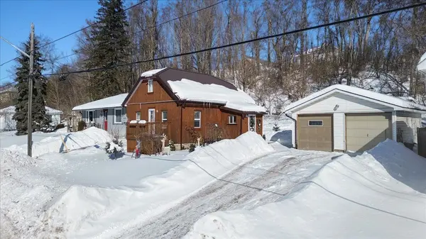 Marmora And Lake, ON K0K 2M0,22 Main ST