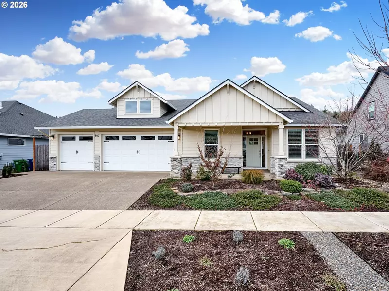 807 IKE MOONEY RD, Silverton, OR 97381