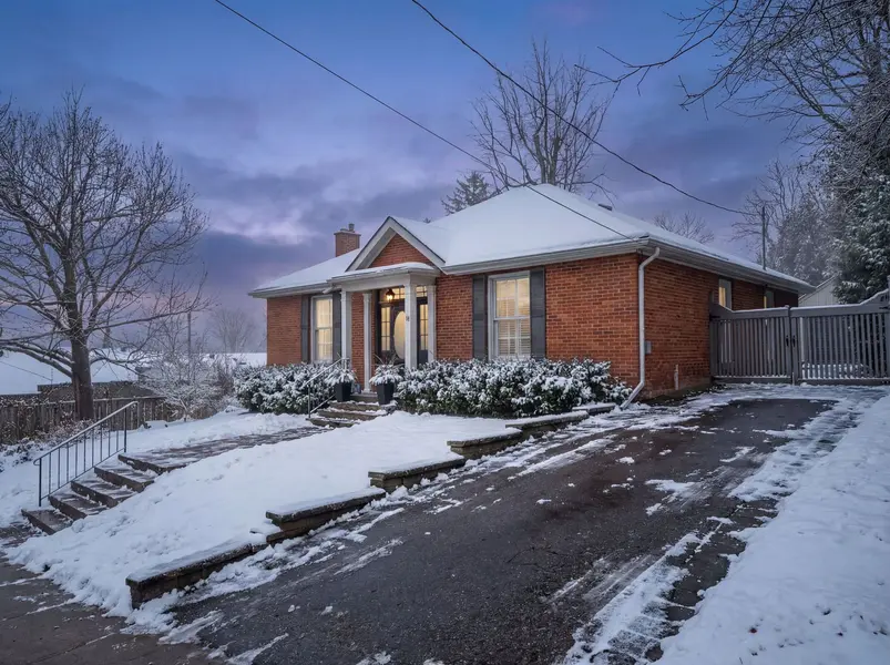 71 Augusta ST, Port Hope, ON L1A 1H1